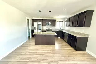 12476 S Clipper Peak Dr, Herriman, UT 84096 - Photo 32