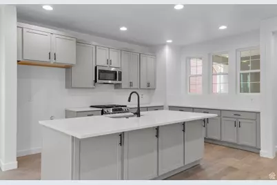 11194 S Fordman Way, South Jordan, UT 84009 - Photo 4