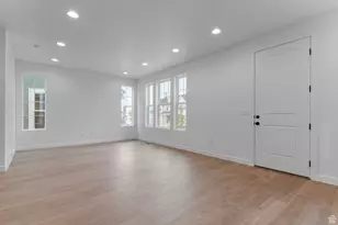 11194 S Fordman Wy, South Jordan, UT 84009 - Photo 2