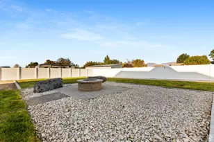 643 S Woodruff Way, Grantsville, UT 84029 - Photo 36