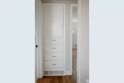 757 S 1000 W, Salt Lake City, UT 84104 - Photo 26