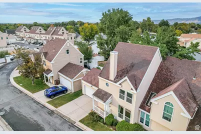 761 E Gables Ln, Midvale, UT 84047 - Photo 2