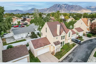 761 E Gables Ln, Midvale, UT 84047 - Photo 4