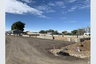 1438 W 3300 S, Ogden, UT 84401 - Photo 4