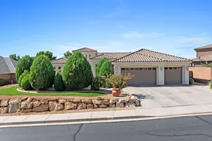 2032 E Circle Ridge Dr Dr, Saint George, UT 84790 - Photo 2