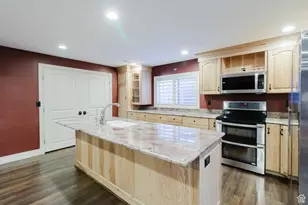 9078 N Renaissance Dr, Cedar Hills, UT 84062 - Photo 42