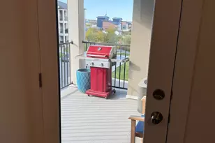 13526 S Poole Dr, Riverton, UT 84096 - Photo 2