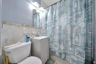 5946 S Highland Dr E, Holladay, UT 84121 - Photo 8