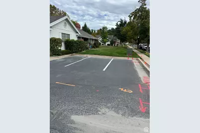 5488 S 250 E, Washington Terrace, UT 84405 - Photo 4