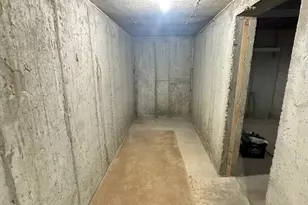 5488 S 250 E, Washington Terrace, UT 84405 - Photo 44