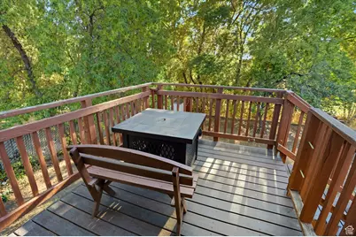 690 Barlow St, Clearfield, UT 84015 - Photo 30