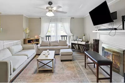 690 Barlow St, Clearfield, UT 84015 - Photo 6