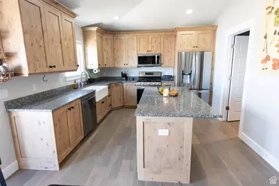 111 S Jodi Ln E, Grantsville, UT 84029 - Photo 8