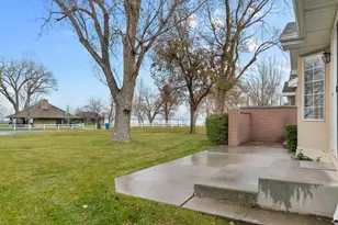 337 E Pavilion Circle, Saratoga Springs, UT 84045 - Photo 4