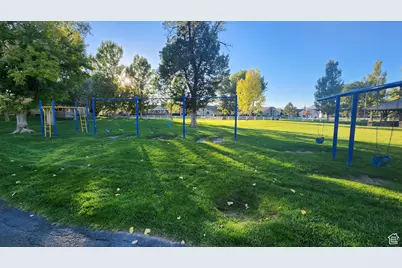 337 E Pavilion Cir, Saratoga Springs, UT 84045 - Photo 28