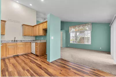 337 E Pavilion Cir, Saratoga Springs, UT 84045 - Photo 14