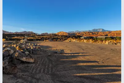2589 N Kiva Cir, Saint George, UT 84770 - Photo 28