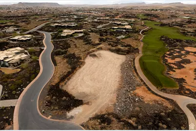 2589 N Kiva Cir, Saint George, UT 84770 - Photo 16