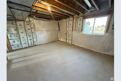 3274 N 2500 W, Farr West, UT 84404 - Photo 26