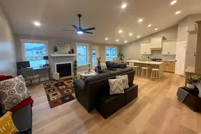 3274 N 2500 W, Farr West, UT 84404 - Photo 4