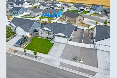 1096 N 340 W, Tooele, UT 84074 - Photo 34