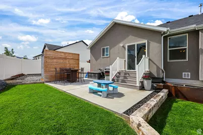 1096 N 340 W, Tooele, UT 84074 - Photo 28