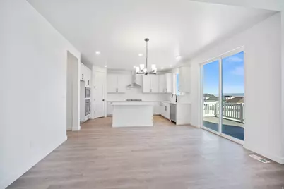 677 S Maxwell Dr #604, Grantsville, UT 84029 - Photo 4