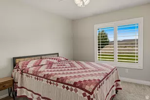 351 W Skyline Dr, Loa, UT 84747 - Photo 28