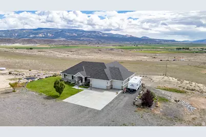 351 W Skyline Dr, Loa, UT 84747 - Photo 54
