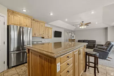 351 W Skyline Dr, Loa, UT 84747 - Photo 14