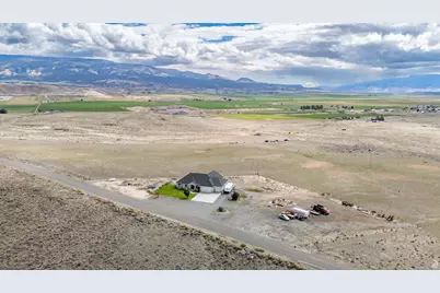 351 W Skyline Dr, Loa, UT 84747 - Photo 60