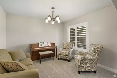 351 W Skyline Dr, Loa, UT 84747 - Photo 4