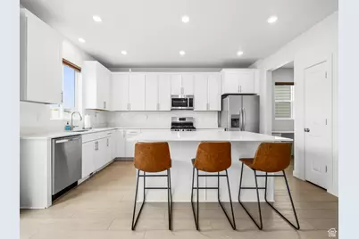 2597 N Velvet Moon Dr, Saratoga Springs, UT 84045 - Photo 6