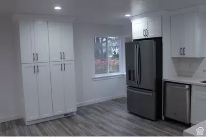 545 S 100 E, Bountiful, UT 84010 - Photo 10