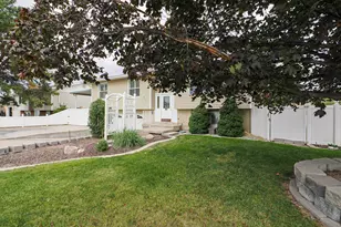 3376 W Sunnybrook Dr, West Valley, UT 84119 - Photo 4