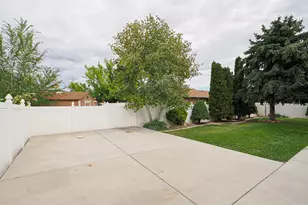 3376 W Sunnybrook Dr, West Valley, UT 84119 - Photo 16