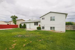 3871 W 2925 S, West Valley, UT 84120 - Photo 4