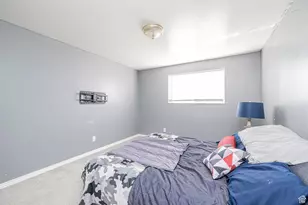 1094 N Angel St W, Layton, UT 84041 - Photo 22