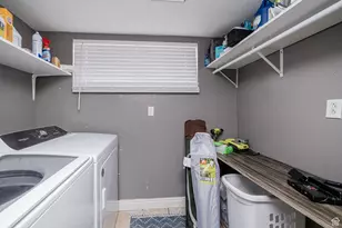 1094 N Angel St W, Layton, UT 84041 - Photo 26