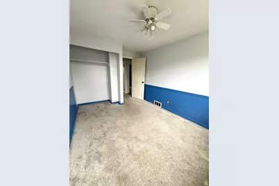 1094 N Angel St W, Layton, UT 84041 - Photo 14