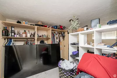 1094 N Angel St W, Layton, UT 84041 - Photo 24