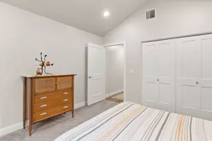 462 S Iron Shoe Ln, Saratoga Springs, UT 84045 - Photo 16