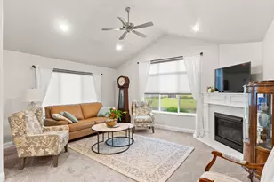 462 S Iron Shoe Ln, Saratoga Springs, UT 84045 - Photo 4