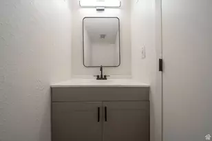 5249 S Gravenstein Pk, Murray, UT 84123 - Photo 12