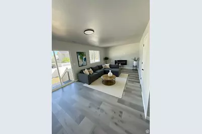 535 E 670 N, Tooele, UT 84074 - Photo 8