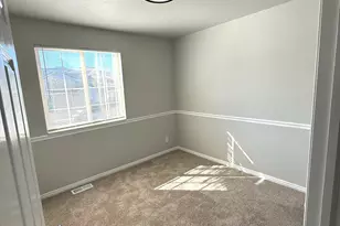 535 E 670 N, Tooele, UT 84074 - Photo 12