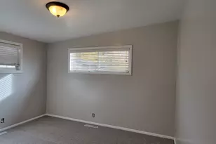 1466 E 4230 S, Millcreek, UT 84124 - Photo 10