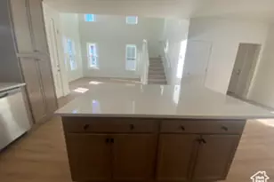 11668 S Outfitter Way, South Jordan, UT 84009 - Photo 2