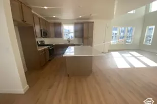 11668 S Outfitter Way, South Jordan, UT 84009 - Photo 4