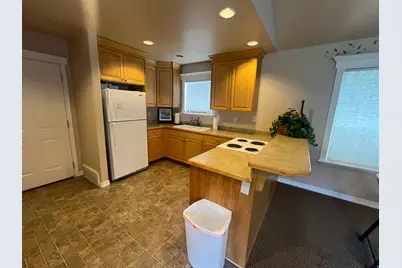 9587 N 4500 W, Cedar Hills, UT 84062 - Photo 30
